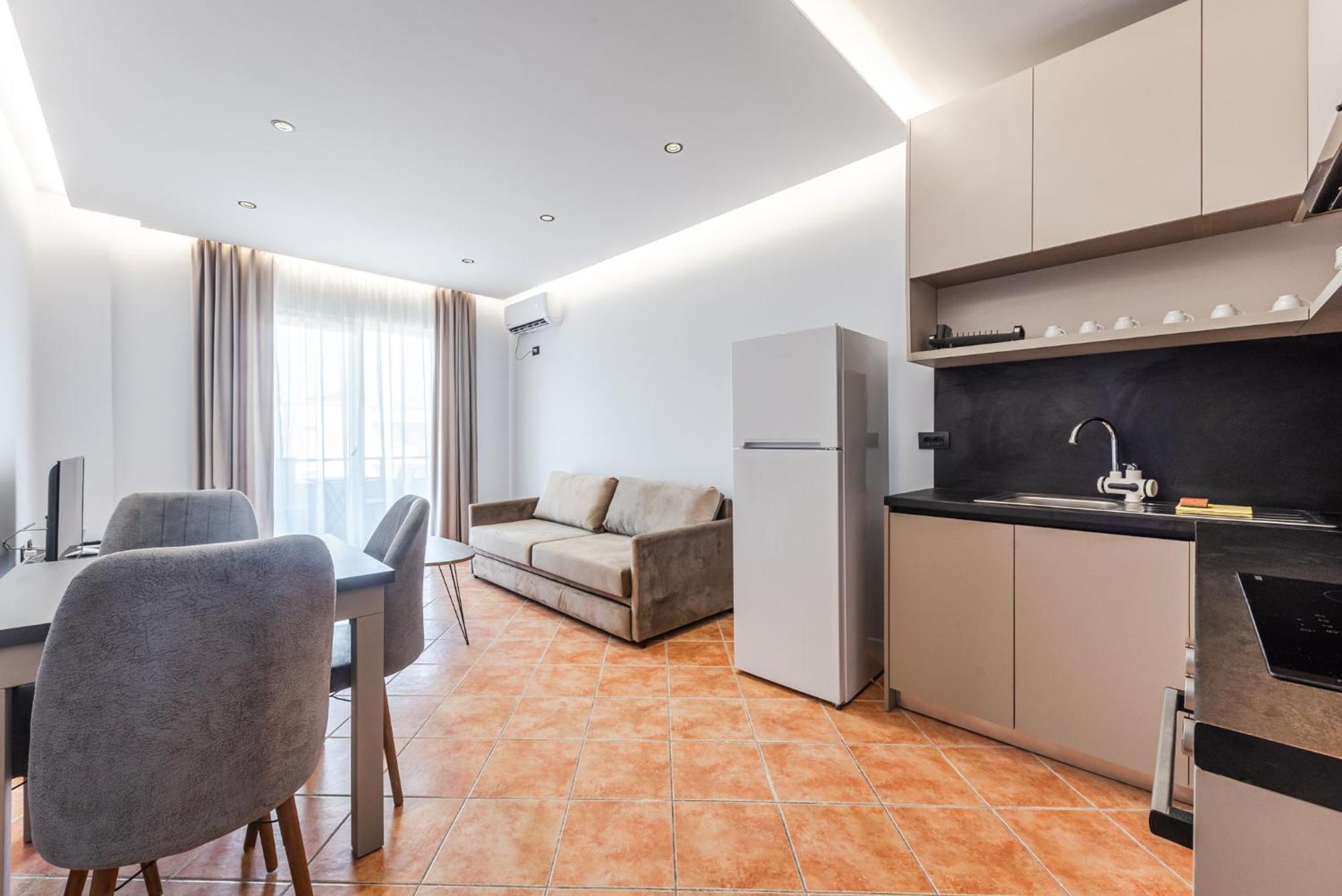 Sr Apartments Golem غوليم المظهر الخارجي الصورة