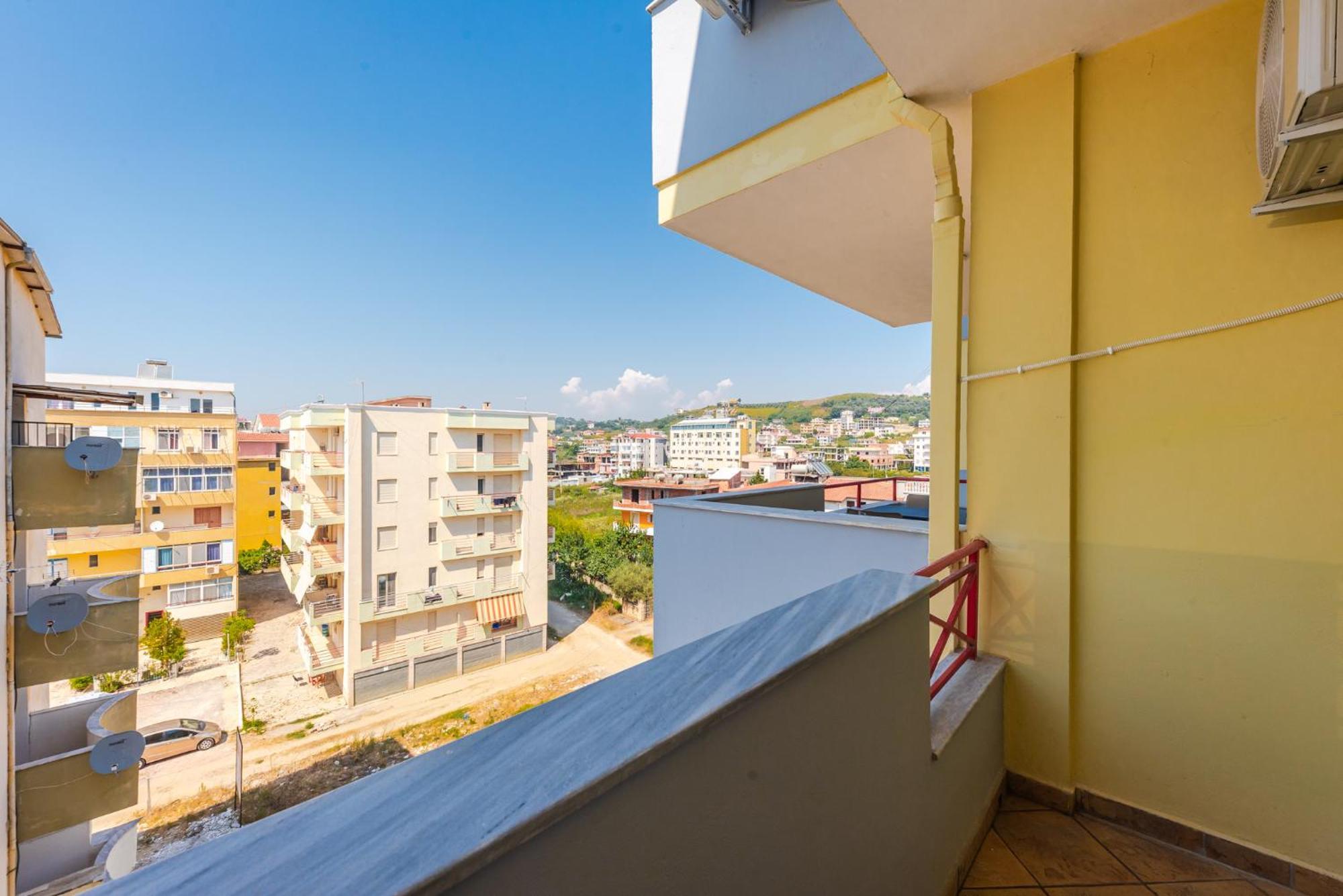 Sr Apartments Golem غوليم المظهر الخارجي الصورة